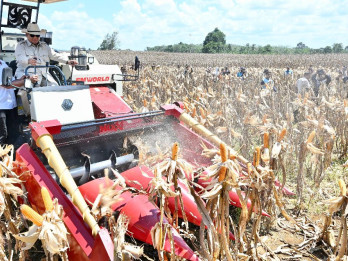 Prabowo Lepas Ekspor Jagung 1.200 Ton Jagung RI ke Malaysia