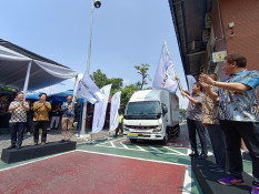 Pengusaha Truk Listrik Bertaruh Asa pada Insentif Logistik Hijau
