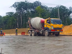 Proyek Infrastruktur Pemerintah Melambat, Penjualan Semen Turun 7,4% Awal 2025