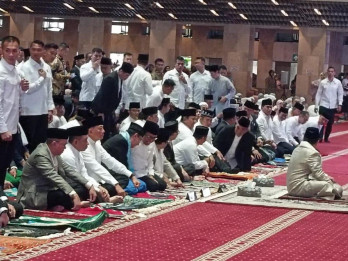 Momen Prabowo Subianto Salat Iduladha 1446 Hijriah di Masjid Istiqlal Jakarta