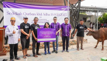 Avrist Group Salurkan Hewan Kurban hingga Daging Kemasan Kaleng di Momen Iduladha