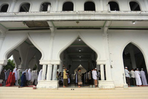 Sebagian Umat Islam di Aceh Baru Melaksanakan Salat Idul Adha