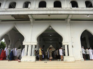 Sebagian Umat Islam di Aceh Baru Melaksanakan Salat Idul Adha