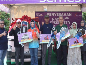 Guru SMP di Tegal Bawa Pulang Mobil Listrik Hadiah Undian Tabungan Bima
