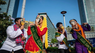 Pertunjukan Kesenian Betawi di CFD