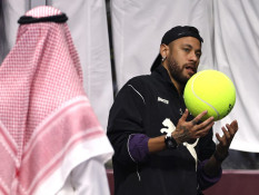 Pesepak Bola Neymar Positif Covid-19