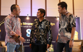Gerak Surge (WIFI) Kebut Internet Murah dan Lelang Frekuensi 1,4 GHz