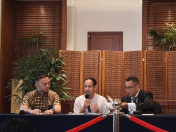 Nadiem Buka-bukaan Alasan Borong Chromebook: Lebih Murah 10%-30%