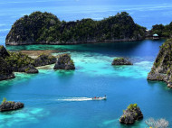 Mau Liburan ke Raja Ampat? Segini Harga Tiket Pesawat dan Wisatanya
