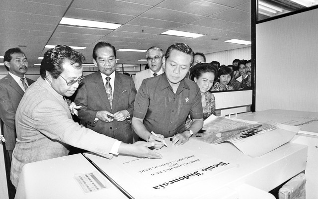 Menuju 4 Dekade Bisnis Indonesia: Suara Konglomerat
