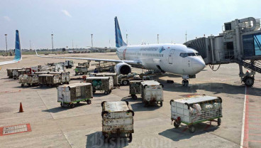 Garuda (GIAA) Bebas Tugaskan Kru Penerbangan GA716, Imbas Ponsel Penumpang Hilang