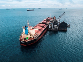 Polemik Tambang Nikel Raja Ampat, IMC Pelita Logistik (PSSI) Buka Suara Soal Kapal JKW Mahakam & Dewi Iriana