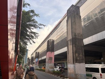 Pramono Bakal Bereskan 'Bangkai' Tiang Monorel, Jadi Taman atau Ruas Jalan?