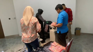 Kasus Suap CPO, Hakim Djuyamto Serahkan Uang Rp2 Miliar ke Kejagung
