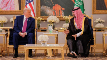 Trump Akan Menetapkan Tarif Impor Sepihak Kepada Puluhan Negara