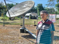 Sebelum BTS USO: Warga Jalan 20 Kilometer untuk Sinyal Internet yang Lebih Baik