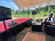 Krisis Kapasitas Internet: Di NTT Warga Bergadang, Di Malut Kirim Foto Butuh 2 Menit