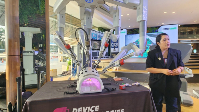Siloam Hospitals Hadirkan Robot Operasi Pertama di Indonesia