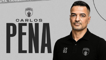 Carlos Pena Ditargetkan Bawa Persita ke Tiga Besar Liga 1 2025-2026