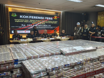 Isu Ekonomi dan Korupsi Picu Penurunan Kepuasan Kinerja Pemerintah