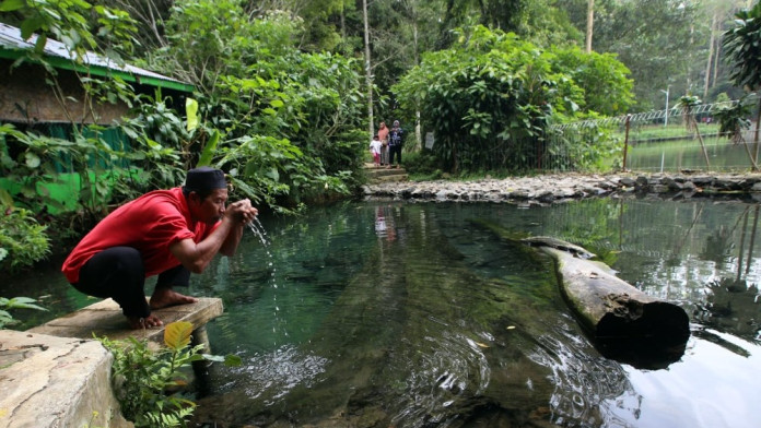 Kemenko Infrastruktur Soroti 50% Sumber Air RI Terancam Tercemar