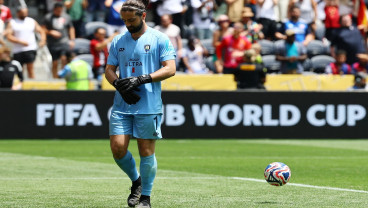 Kiper Auckland City Rela Cuti Kerja demi Piala Dunia Antarklub, Langsung Dibantai Munchen