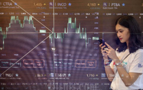 Investor Kakap Beli Saham Amman (AMMN) saat Harga Jatuh dan Absen Bagi Dividen Lagi