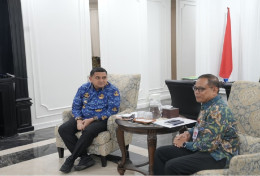 Pemkot Makassar Libatkan OJK untuk Bekali Pengurus Koperasi Merah Putih