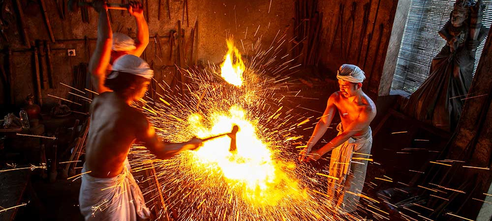 Proses Pembuatan Keris Pusaka Memakan Waktu Hingga Satu Tahun