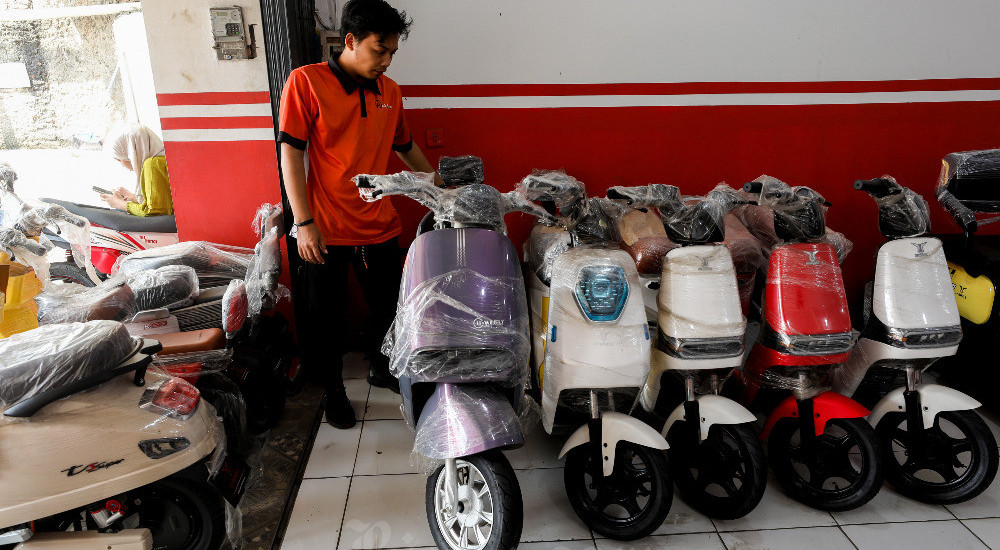 Pemerintah Pastikan Subsidi Sepeda Motor Listrik Akan Berlanjut Pada Tahun Ini