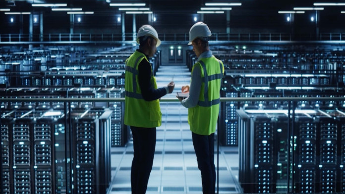 Perusahaan Dubai EDGNEX Bangun Data Center AI, Investasi Rp37,5 Triliun di Indonesia