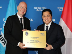 Presiden FIFA Berikan Penghargaan FIFA Forward Gold Award ke PSSI