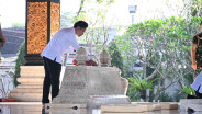 Wapres Gibran Ziarah ke Makam Bung Karno di Blitar