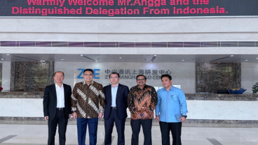 Komdigi Gandeng ZTE Cs Pacu Pusat Riset, Wamen Angga: Transformasi Digital Inklusif