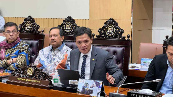 Habiburokhman: DPR Capek Bikin Undang-undang, Tapi Gampang Dipatahkan MK