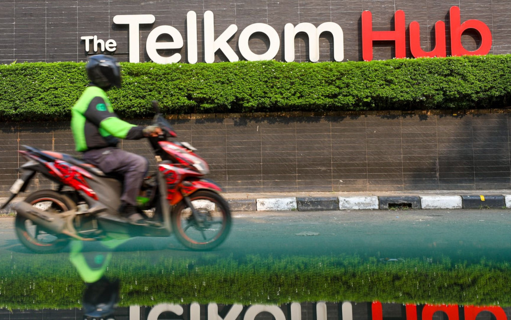 Kompak Menambah Taruhan di Saham Telkom (TLKM)
