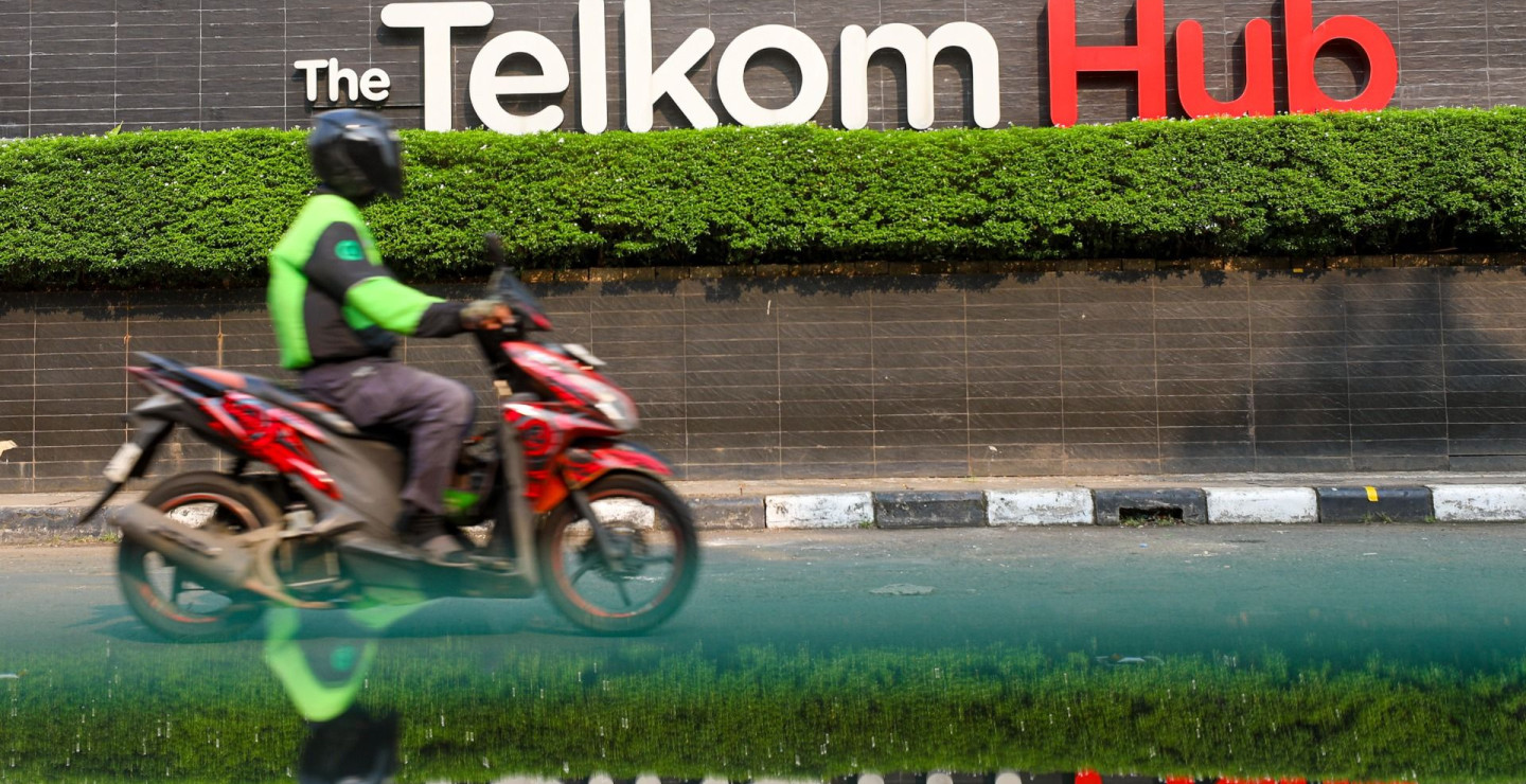 Kompak Menambah Taruhan di Saham Telkom (TLKM)