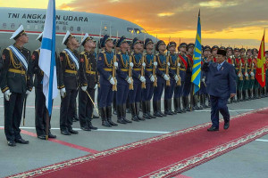 Presiden Prabowo Subianto Kembali Ke Tanah Air