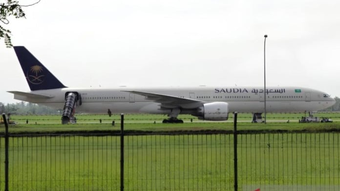 Pesawat Saudi Airlines yang Kembali Dapat Ancaman Bom Angkut 376 Jemaah Haji