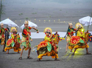 Persiapan Gelaran Eksotika Bromo di kawasan Taman Nasional Bromo Tengger Semeru (TNBTS)
