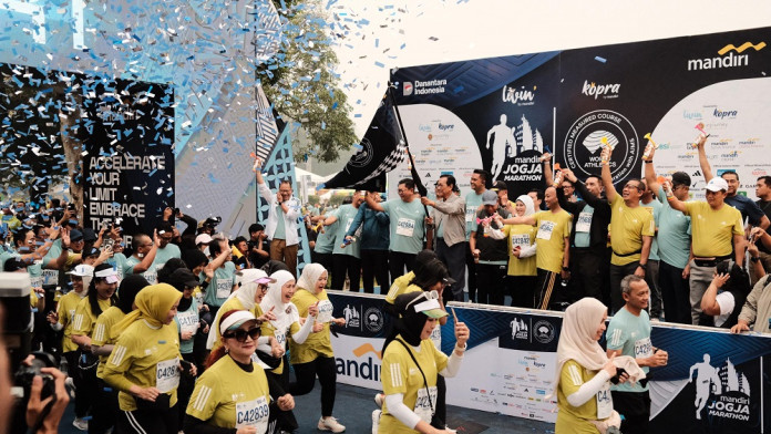 9.200 Pelari Meriahkan Mandiri Jogja Marathon 2025 bersama NDX AKA
