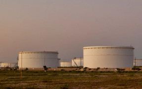Ramalan Goldman, JP Morgan Cs Soal Nasib Harga Minyak Kala Wacana Iran Tutup Selat Hormuz