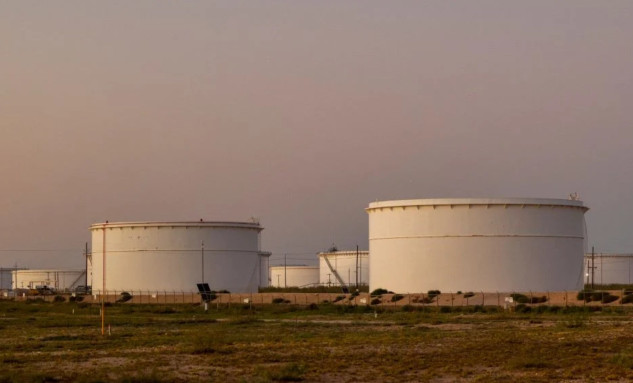 Ramalan Goldman, JP Morgan Cs Soal Nasib Harga Minyak Kala Wacana Iran Tutup Selat Hormuz