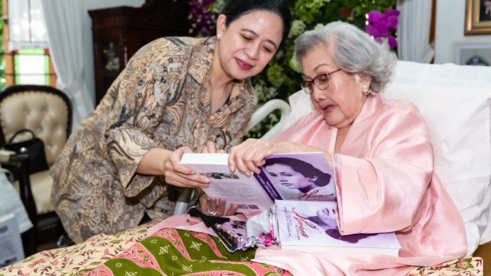 Hadiri HUT ke-100 Meriyati Hoegeng, Puan Singgung Keteladan Istri Pejabat