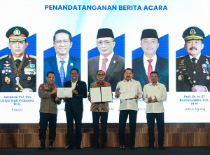Penandatanganan Naskah DIM RUU KUHAP