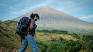 Pendaki Brasil Jatuh di Rinjani, Pengawasan Destinasi Ekstrem Bakal Diperketat