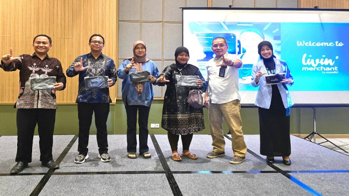 Bank Mandiri Dukung Purna PMI Berwirausaha di Indramayu