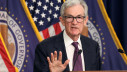 Tarif Trump Berisiko Dorong Inflasi, Bos The Fed Tahan Pelonggaran Suku Bunga