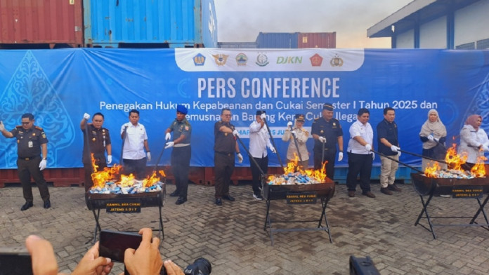 DJBC Jateng-DIY Musnahkan 64,5 Juta Batang Rokok Ilegal