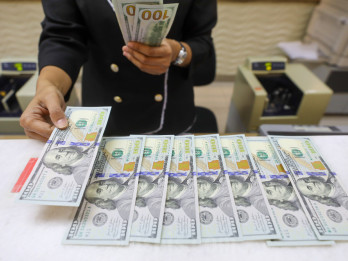 Dolar AS Melemah, Pasar Fokus ke Kebijakan Fiskal AS